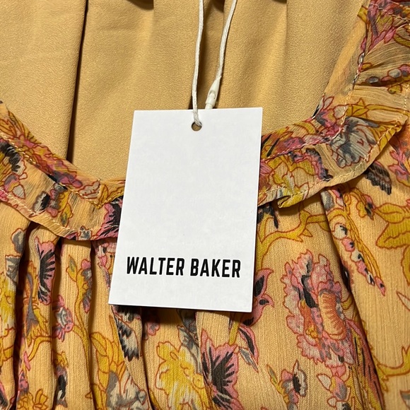 ⭐️ WALTER BAKER Myka Floral Tiered Crinkle Chiffon Top - Picture 5 of 6